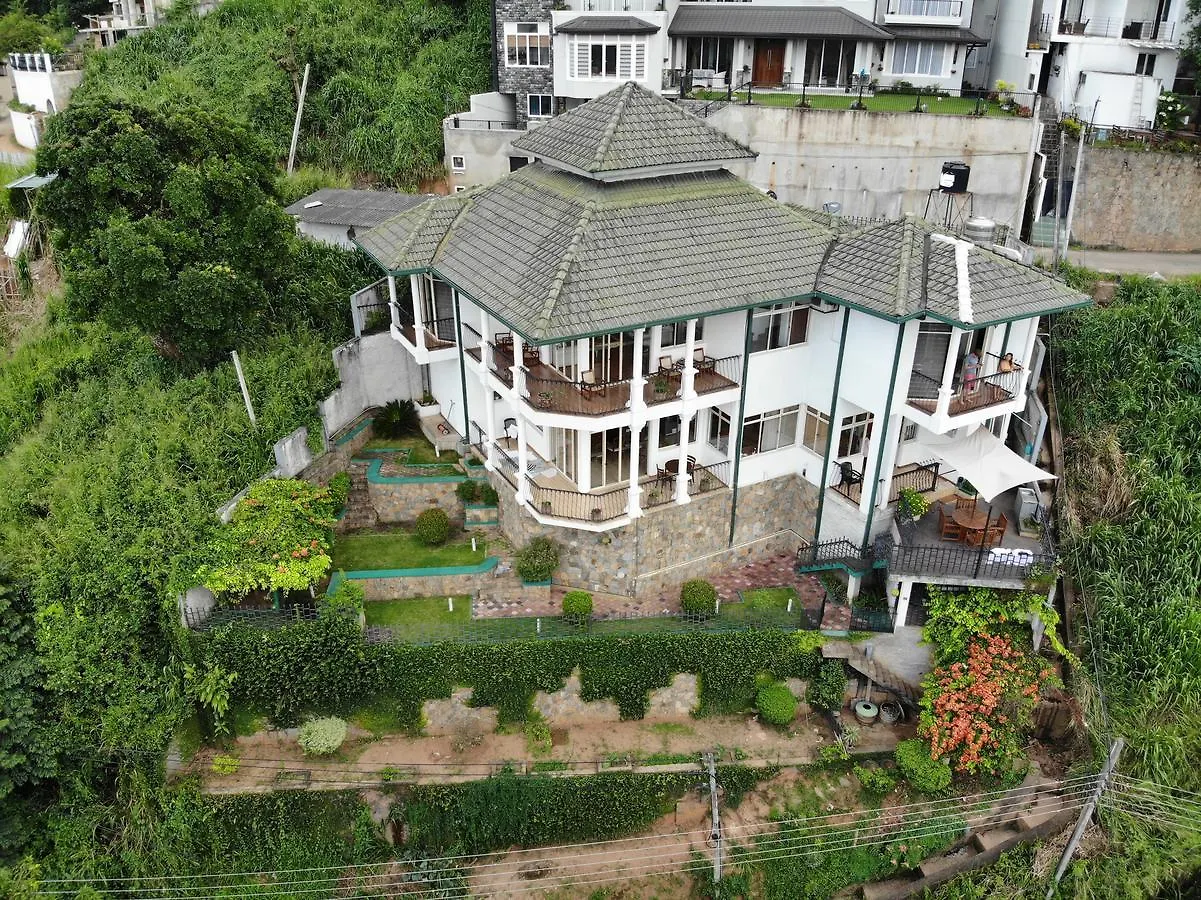 36 Bed & Breakfast Kandy